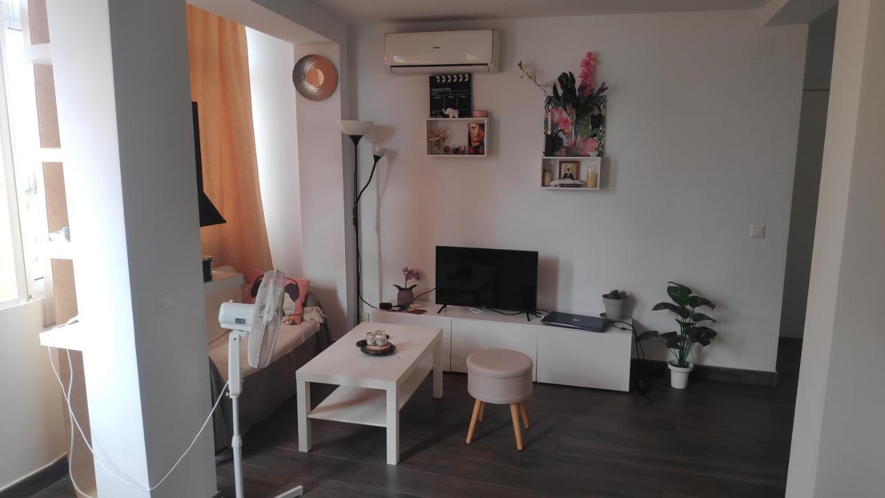Anna'S Apartments Аликанте Екстериор снимка
