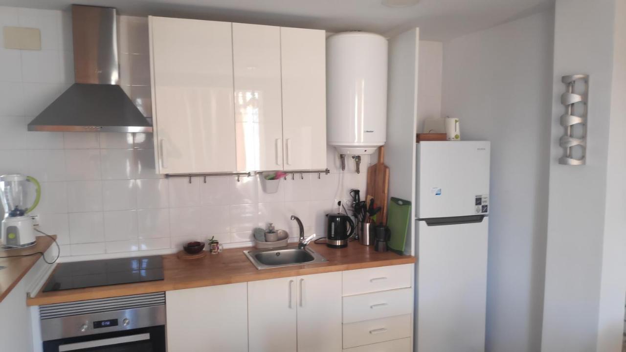 Anna'S Apartments Аликанте Екстериор снимка